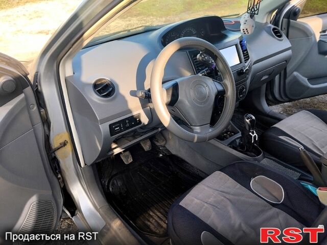 Серый Джили МК, объемом двигателя 1.5 л и пробегом 133 тыс. км за 2800 $, фото 10 на Automoto.ua