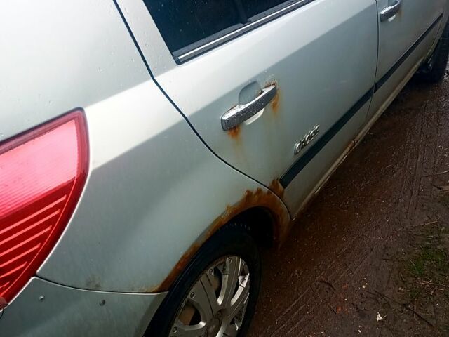 Сірий Джилі МК, об'ємом двигуна 1.5 л та пробігом 130 тис. км за 1790 $, фото 2 на Automoto.ua