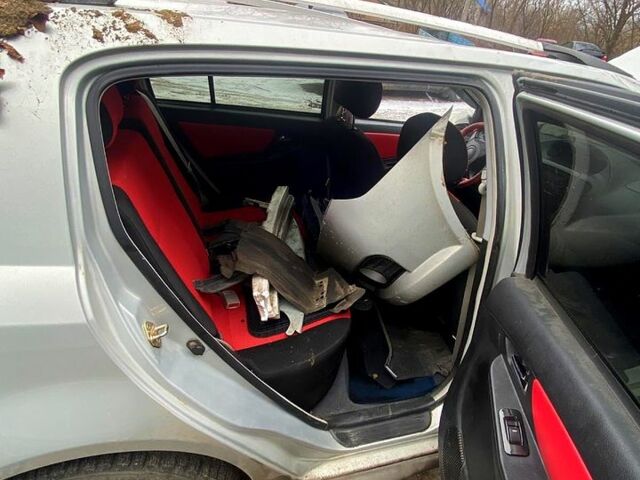 Серый Джили МК, объемом двигателя 15 л и пробегом 89 тыс. км за 2000 $, фото 8 на Automoto.ua