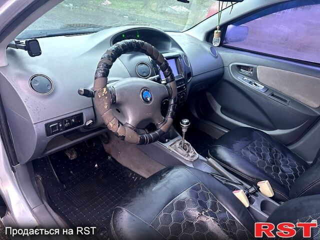 Серый Джили МК, объемом двигателя 1.6 л и пробегом 200 тыс. км за 1500 $, фото 7 на Automoto.ua