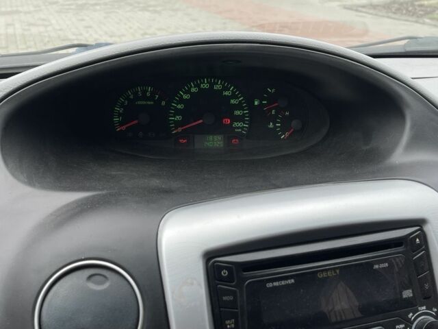 Серый Джили МК, объемом двигателя 1.6 л и пробегом 140 тыс. км за 1650 $, фото 7 на Automoto.ua