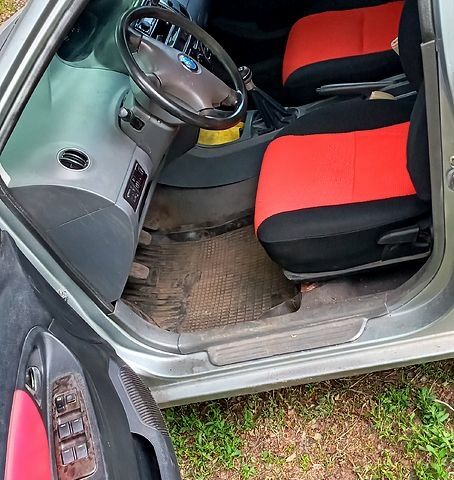 Серый Джили МК, объемом двигателя 1.6 л и пробегом 165 тыс. км за 1200 $, фото 6 на Automoto.ua