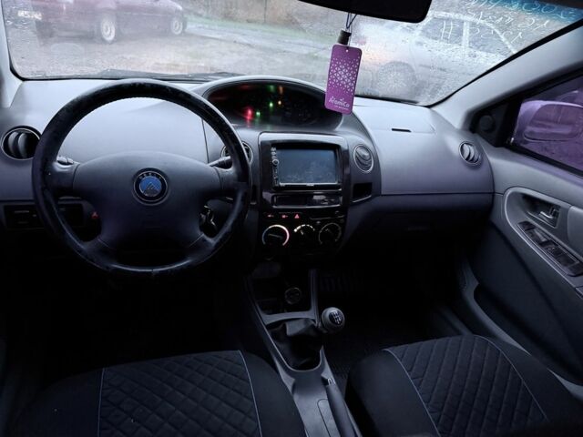 Серый Джили МК, объемом двигателя 1.6 л и пробегом 230 тыс. км за 1300 $, фото 4 на Automoto.ua