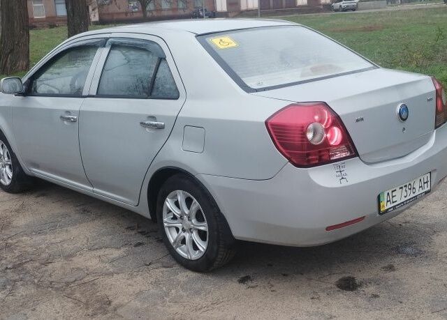 Сірий Джилі МК, об'ємом двигуна 1.6 л та пробігом 154 тис. км за 2400 $, фото 1 на Automoto.ua