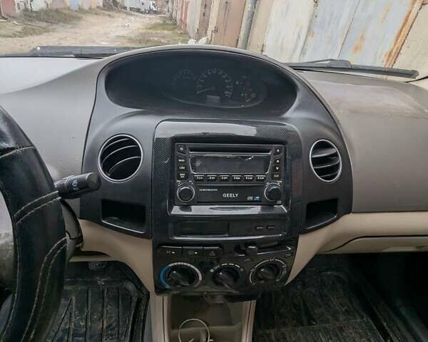 Серый Джили МК, объемом двигателя 1.59 л и пробегом 42 тыс. км за 700 $, фото 13 на Automoto.ua