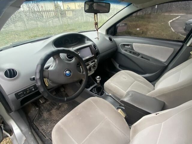 Серый Джили МК, объемом двигателя 1.6 л и пробегом 200 тыс. км за 1100 $, фото 6 на Automoto.ua