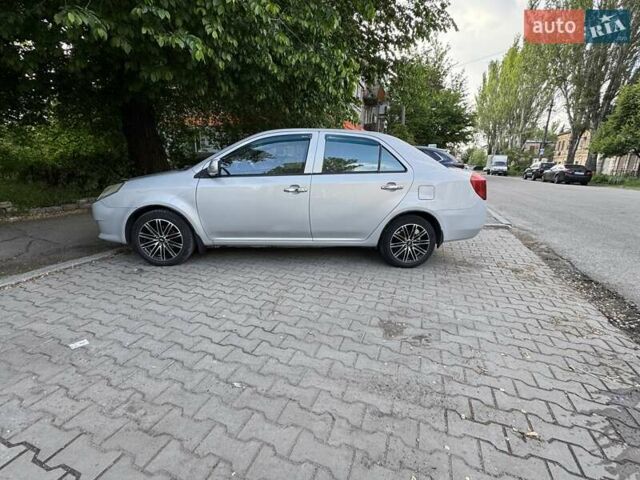 Сірий Джилі МК, об'ємом двигуна 1.59 л та пробігом 205 тис. км за 2700 $, фото 3 на Automoto.ua