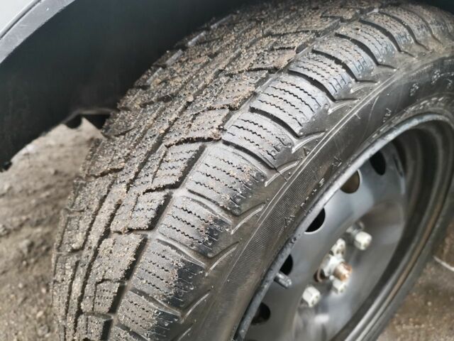 Сірий Джилі МК, об'ємом двигуна 1.6 л та пробігом 200 тис. км за 1830 $, фото 5 на Automoto.ua