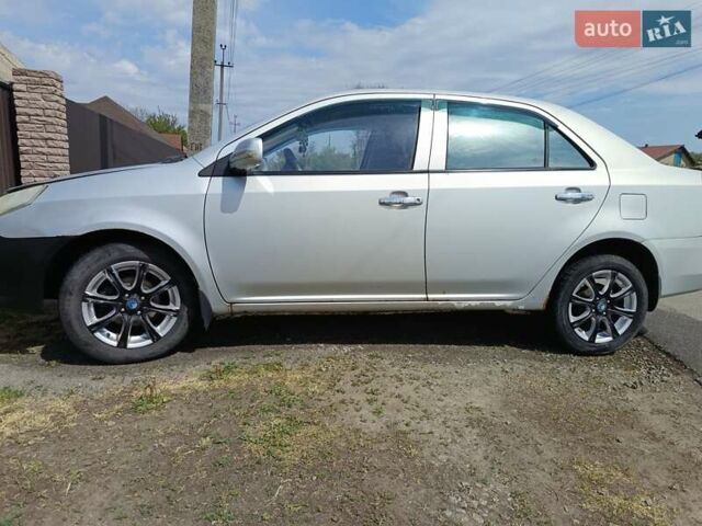 Серый Джили МК, объемом двигателя 1.59 л и пробегом 190 тыс. км за 1500 $, фото 2 на Automoto.ua