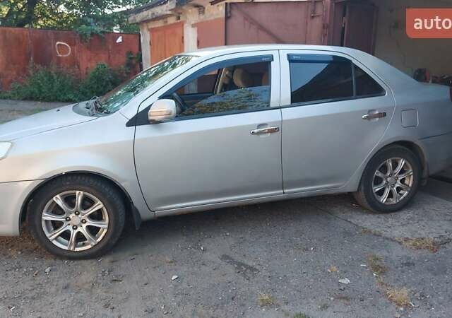 Сірий Джилі МК, об'ємом двигуна 1.59 л та пробігом 140 тис. км за 2100 $, фото 1 на Automoto.ua