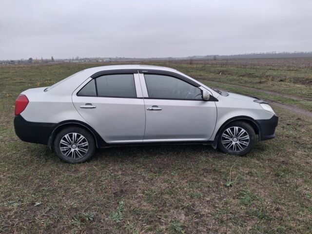 Серый Джили МК, объемом двигателя 0 л и пробегом 131 тыс. км за 2500 $, фото 1 на Automoto.ua