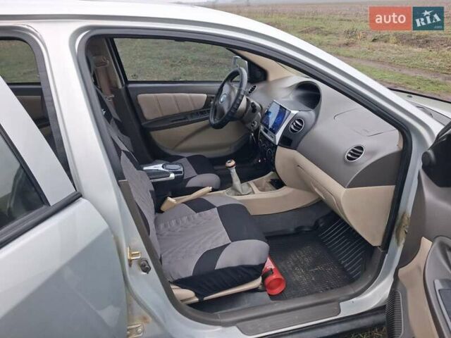 Серый Джили МК, объемом двигателя 1.59 л и пробегом 131 тыс. км за 2500 $, фото 2 на Automoto.ua