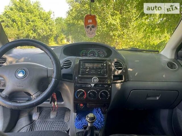 Сірий Джилі МК, об'ємом двигуна 1.6 л та пробігом 123 тис. км за 2000 $, фото 4 на Automoto.ua