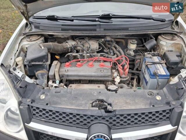 Серый Джили МК, объемом двигателя 1.59 л и пробегом 131 тыс. км за 2500 $, фото 1 на Automoto.ua