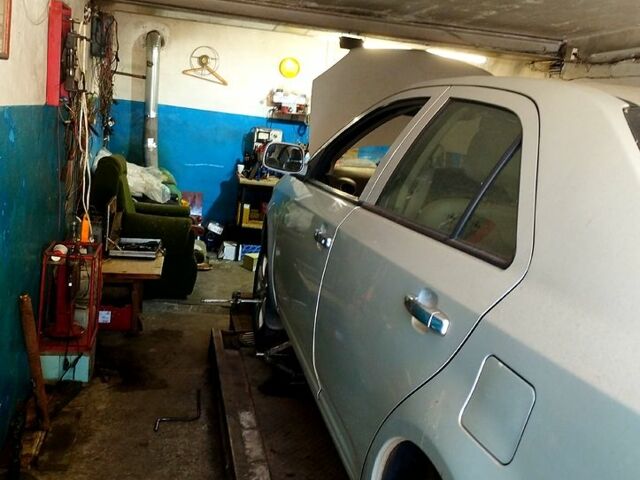 Джилі МК 2010 у Кам'янське (Дніпродзержинськ) на Automoto.ua Сірий Джилі МК, об'ємом двигуна 1.6 л та пробігом 54 тис. км за 3999 $, фото 9 на Automoto.ua