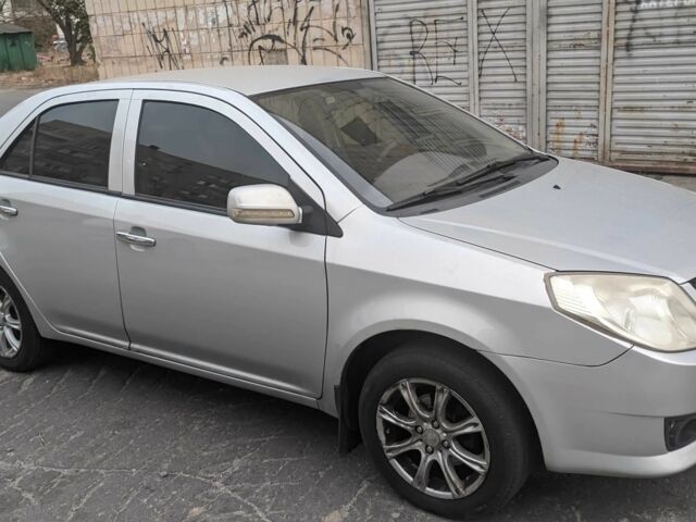 Серый Джили МК, объемом двигателя 1.6 л и пробегом 172 тыс. км за 2500 $, фото 2 на Automoto.ua