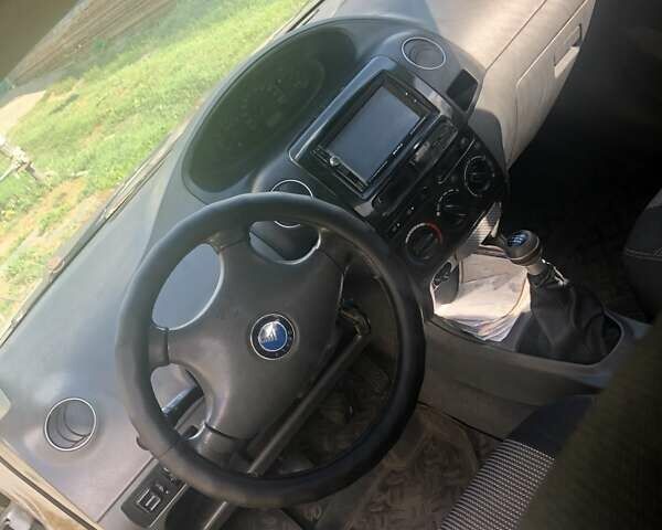 Серый Джили МК, объемом двигателя 1.59 л и пробегом 230 тыс. км за 2300 $, фото 8 на Automoto.ua