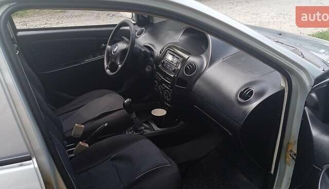 Сірий Джилі МК, об'ємом двигуна 1.59 л та пробігом 188 тис. км за 2700 $, фото 11 на Automoto.ua