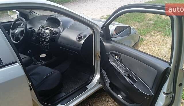Сірий Джилі МК, об'ємом двигуна 1.59 л та пробігом 188 тис. км за 2700 $, фото 29 на Automoto.ua