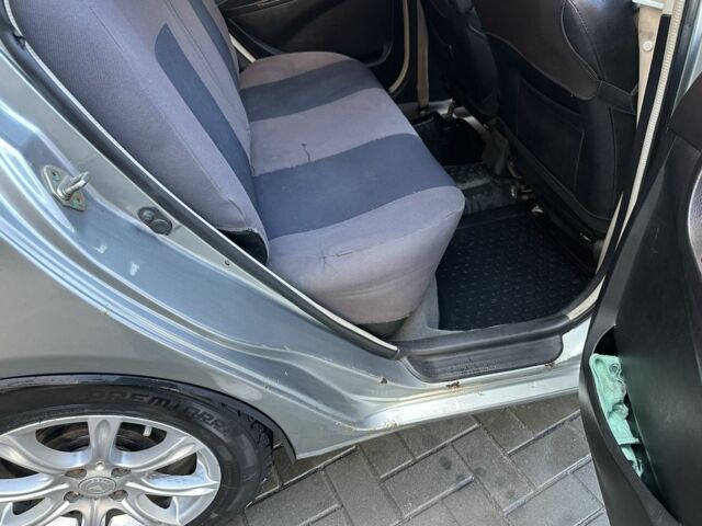 Серый Джили МК, объемом двигателя 1.6 л и пробегом 252 тыс. км за 1500 $, фото 18 на Automoto.ua