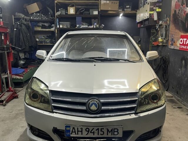 Серый Джили МК, объемом двигателя 1.5 л и пробегом 130 тыс. км за 1250 $, фото 2 на Automoto.ua