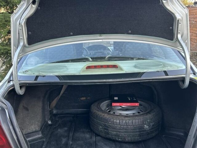 Серый Джили МК, объемом двигателя 0 л и пробегом 130 тыс. км за 2000 $, фото 4 на Automoto.ua