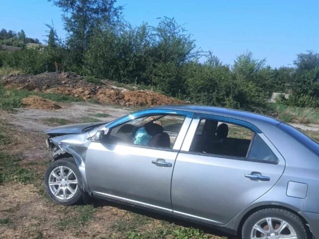 Серый Джили МК, объемом двигателя 1.6 л и пробегом 117 тыс. км за 700 $, фото 1 на Automoto.ua