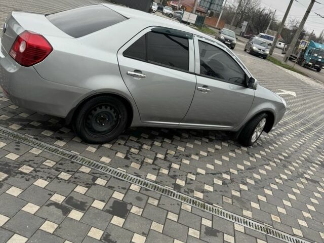 Серый Джили МК, объемом двигателя 1.5 л и пробегом 126 тыс. км за 2500 $, фото 5 на Automoto.ua