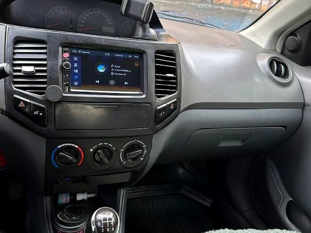 Серый Джили МК, объемом двигателя 1.5 л и пробегом 220 тыс. км за 2300 $, фото 8 на Automoto.ua