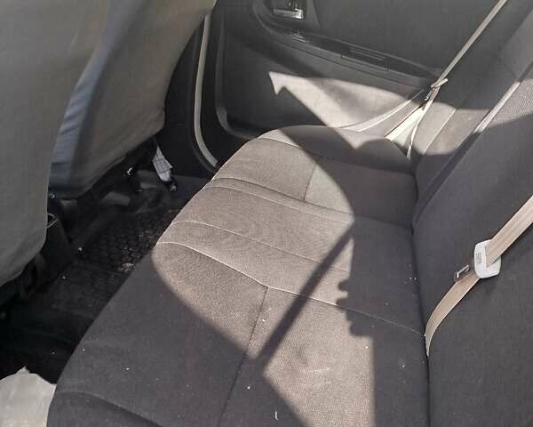 Сірий Джилі МК, об'ємом двигуна 1.59 л та пробігом 96 тис. км за 1800 $, фото 3 на Automoto.ua