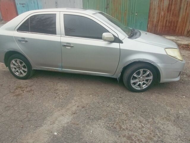 Серый Джили МК, объемом двигателя 1.6 л и пробегом 185 тыс. км за 2500 $, фото 3 на Automoto.ua