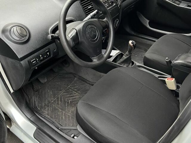 Сірий Джилі МК, об'ємом двигуна 1.5 л та пробігом 200 тис. км за 2200 $, фото 1 на Automoto.ua