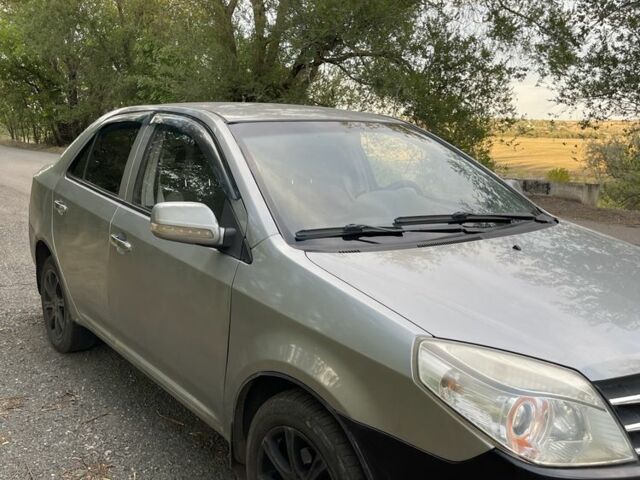 Серый Джили МК, объемом двигателя 1.5 л и пробегом 212 тыс. км за 1400 $, фото 4 на Automoto.ua