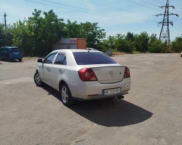 Сірий Джилі МК, об'ємом двигуна 1.59 л та пробігом 101 тис. км за 3200 $, фото 2 на Automoto.ua