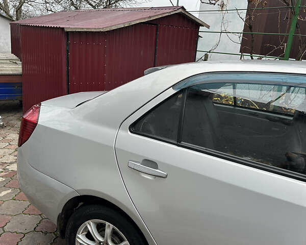 Серый Джили МК, объемом двигателя 1.59 л и пробегом 103 тыс. км за 3800 $, фото 7 на Automoto.ua