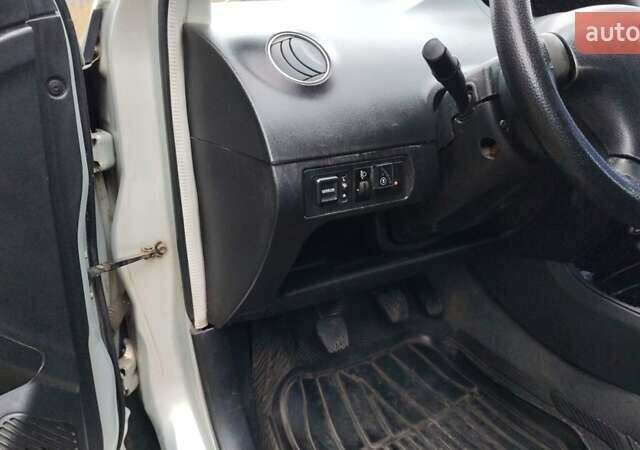 Сірий Джилі МК, об'ємом двигуна 1.5 л та пробігом 428 тис. км за 1900 $, фото 10 на Automoto.ua