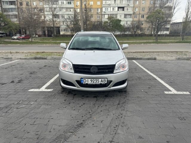 Серый Джили МК, объемом двигателя 1.5 л и пробегом 200 тыс. км за 1800 $, фото 2 на Automoto.ua