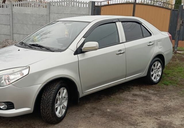 Серый Джили МК, объемом двигателя 0 л и пробегом 80 тыс. км за 2900 $, фото 1 на Automoto.ua