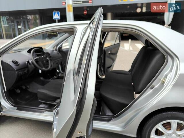 Сірий Джилі МК, об'ємом двигуна 1.5 л та пробігом 96 тис. км за 1490 $, фото 5 на Automoto.ua