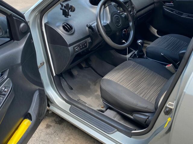 Серый Джили МК, объемом двигателя 1.5 л и пробегом 102 тыс. км за 1600 $, фото 6 на Automoto.ua