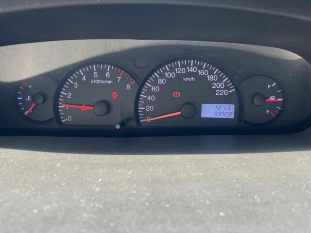 Серый Джили МК, объемом двигателя 1.5 л и пробегом 102 тыс. км за 1600 $, фото 9 на Automoto.ua