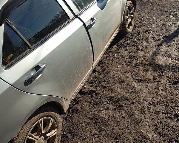 Серый Джили МК, объемом двигателя 1.5 л и пробегом 250 тыс. км за 710 $, фото 4 на Automoto.ua