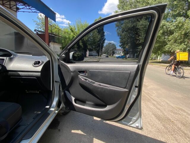 Серый Джили МК, объемом двигателя 1.5 л и пробегом 102 тыс. км за 1600 $, фото 13 на Automoto.ua