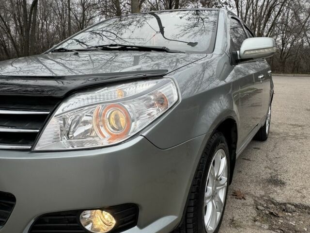 Сірий Джилі МК, об'ємом двигуна 1.5 л та пробігом 91 тис. км за 3100 $, фото 2 на Automoto.ua