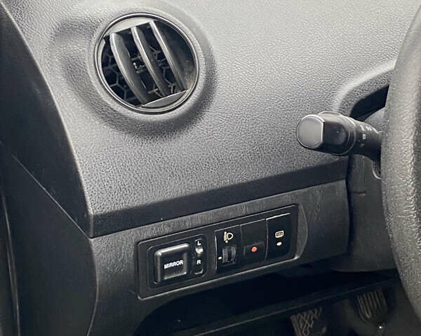 Серый Джили МК, объемом двигателя 1.5 л и пробегом 89 тыс. км за 2500 $, фото 14 на Automoto.ua