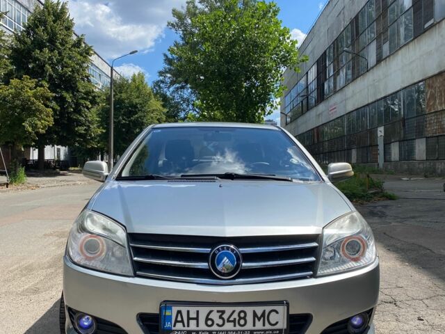 Серый Джили МК, объемом двигателя 1.5 л и пробегом 102 тыс. км за 1600 $, фото 1 на Automoto.ua