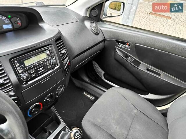Сірий Джилі МК, об'ємом двигуна 1.5 л та пробігом 96 тис. км за 1490 $, фото 33 на Automoto.ua