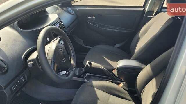 Серый Джили МК, объемом двигателя 1.5 л и пробегом 168 тыс. км за 3300 $, фото 5 на Automoto.ua