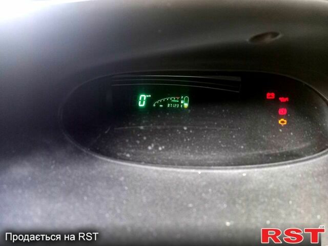 Оранжевый Джили МК, объемом двигателя 1.5 л и пробегом 92 тыс. км за 3500 $, фото 4 на Automoto.ua