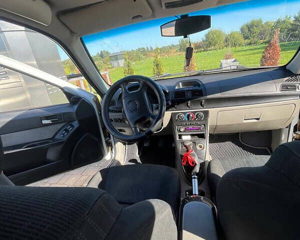 Белый Джили МР, объемом двигателя 1.5 л и пробегом 240 тыс. км за 1200 $, фото 3 на Automoto.ua